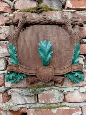 Panoplie trofeu colți mistreț sculptate 