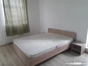 apartament o camera decomandat langa Restaurant Dinar  - imagine 3