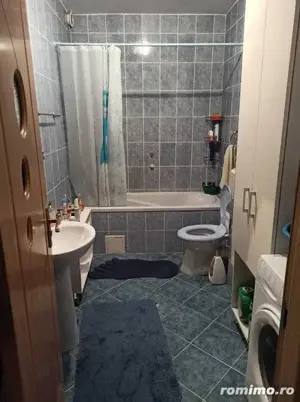 apartament o camera zona Girocului 