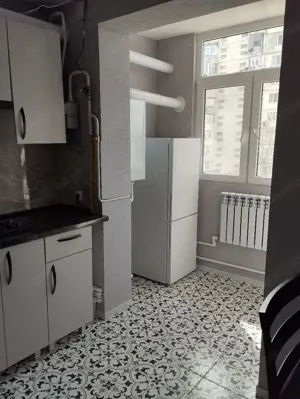 Garsoniera de inchiriat in Piata Victoriei - imagine 2