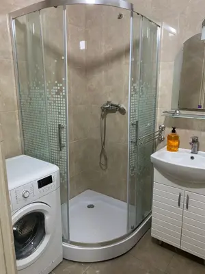 Garsoniera de inchiriat in 13 septembrie