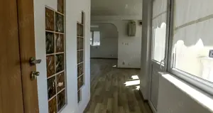 Vilă 525 mp + 3300 mp teren în Botoșani   locuință sau investiție