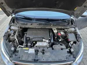 Peugeot 308 2019 - imagine 8