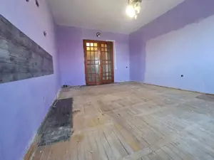 Apartament 1 camera, 21 mp, decomandat, etaj 4, zona Buziasului