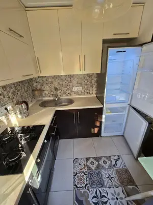 De vandut apartament cu 3 camere Bucovina - imagine 2