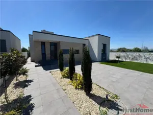 Casa parter NOUA, livada,130 mp utili, 490 mp teren,MOBILATA,UTILATA