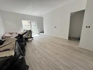 Casa Insiruita in Mosnita Noua. Disponibila Imediat. Zona Excelenta.