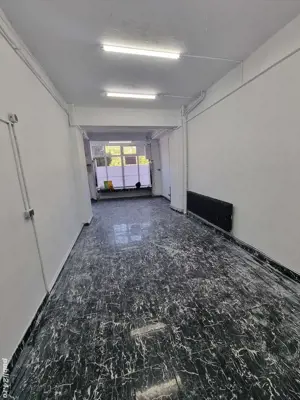 cabinete medicale , contabilitate , consultanta. 51 mp ultracentral     ,  700