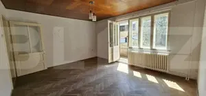 Casa cu 2 apartamente de 3 camere in centru - imagine 3