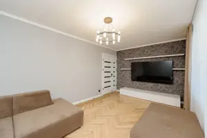 De vanzare apartament cu 3 camere in zona Lipovei  - imagine 2