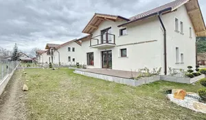 Complex cu acces limitat, retras de traficul urban