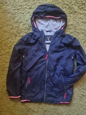 Geaca de ploaie si vant 9-10 ani 