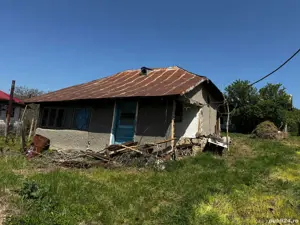 Casa batraneasca de vanzare - imagine 2