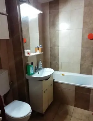 LIPOVEI - PARTER INALT - 3 cam - 2 bai - centrala proprie - BOXA - imagine 5