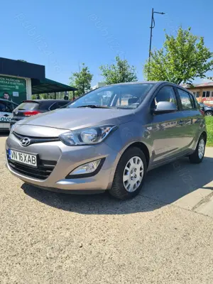 Vând Hyundai I.20 1,2 5 Star Edition - imagine 2