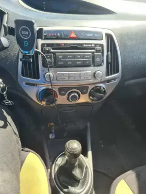 Vând Hyundai I.20 1,2 5 Star Edition - imagine 4