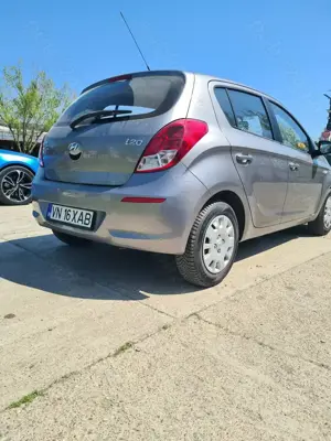 Vând Hyundai I.20 1,2 5 Star Edition - imagine 6
