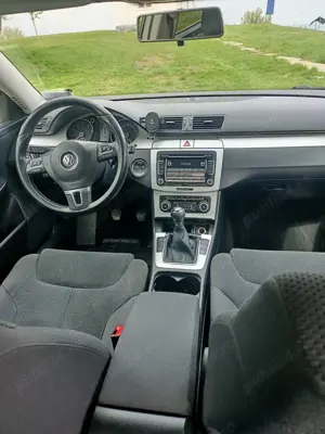 Vand Volkswagen Passat combi 1.8 TSI, an 2010 - imagine 3