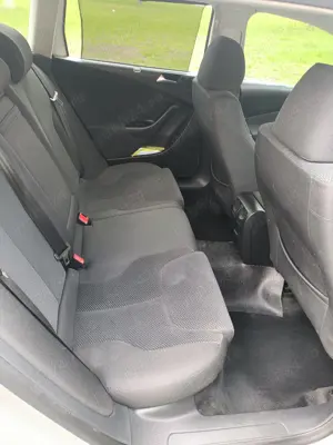 Vand Volkswagen Passat combi 1.8 TSI, an 2010 - imagine 7