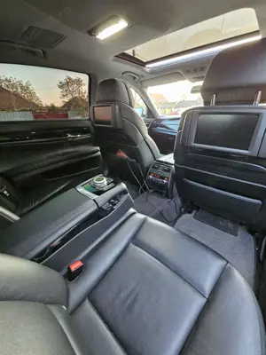 Vând autoturism BMW 730 d