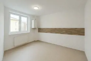 De vanzare apartament 2 camere Piata Victoriei cu parcare sect 1