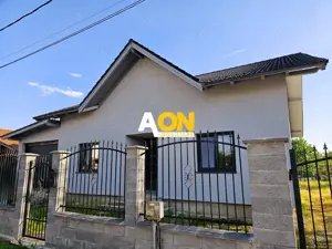 Casa individuala cu 4 camere, toate utilitatile, 500mp teren - imagine 2