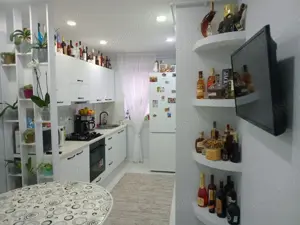 Spre vanzare 2 camera in zona Iosefin  - imagine 2