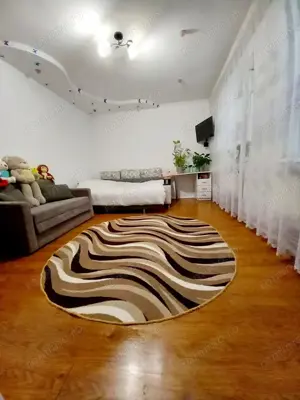 Spre vanzare 2 camera in zona Iosefin  - imagine 3