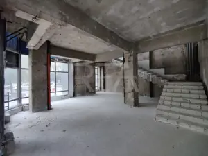 Imobil comercial - Bulevardul Unirii-Pta Alba Iulia