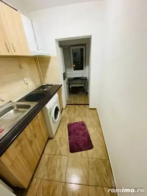 1 camera Gheorghe Lazar 