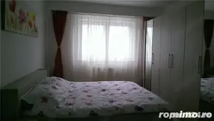 1 camera zona Tipografilor