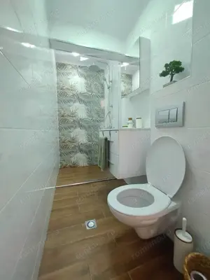 2 camere decomandat zona Torontalului - imagine 2