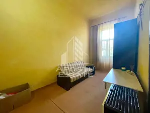 Apartament decomandat, 2 camere curte comuna - Zona Piata Sarbeasca - imagine 5