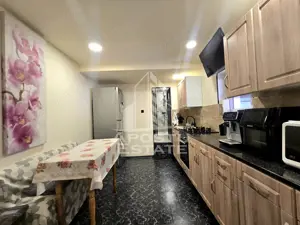 Casa individuala cu 4 camere si 2 garaje,  zona Lipovei - imagine 15