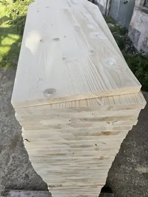 panouri din lemn masiv de rasinoase