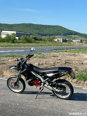 Supermoto 49cm2 Gilera SMT - imagine 3 Supermoto 49cm2 Gilera SMT - imagine 3