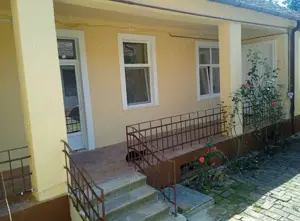 De vânzare apartament 3 camere zona Bălcescu 