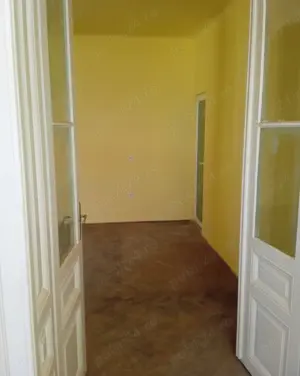 De vânzare apartament 3 camere zona Bălcescu  - imagine 6