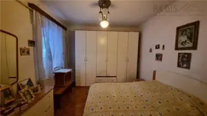 Apartament la casa de 4 camere zona bulevard 15 Noiembrie