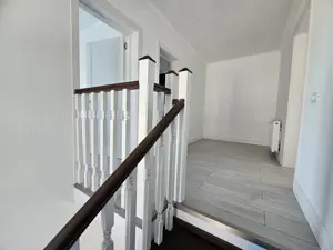 La cheie. Disponibil imediat. Despartit prin camera tehnica - imagine 10