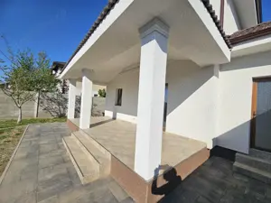 La cheie. Disponibil imediat. Despartit prin camera tehnica - imagine 18