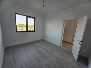 La cheie. Disponibil imediat. Despartit prin camera tehnica - imagine 7