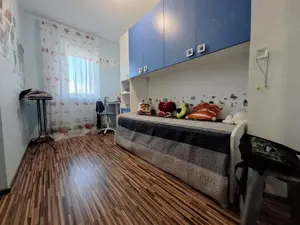 Apartament 3 camere, decomandat, etaj 3, cu pod de depozitare - Girocului - imagine 3