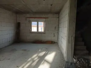 Casă la roșu + 2800 mp teren + terasă + cămară tehnică   Conacul lui Iosif, aproape de Timișoara! - imagine 2