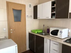 Garsoniera mare, in imobil nou, intrare Racadau - imagine 5