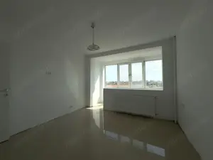 Renovat integral, luminos, etaj intermediar !