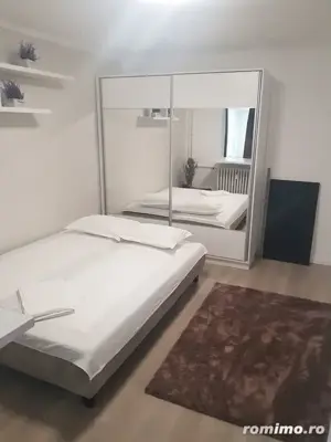 1 camera zona Tipografilor