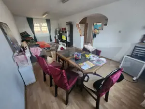 Casa individuala cu 4 camere, 160 mp utili,Sebes central - imagine 11