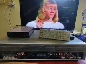 Combo Sharp DVD+VHS Recorder hifi stereo  - imagine 3