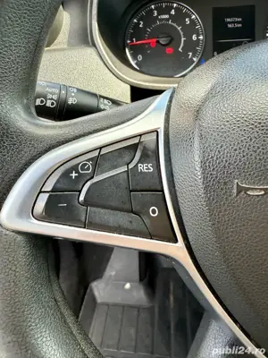 Dacia Duster 1.5 Blue Dci 4X4 2020 - imagine 18 Dacia Duster 1.5 Blue Dci 4X4 2020 - imagine 18